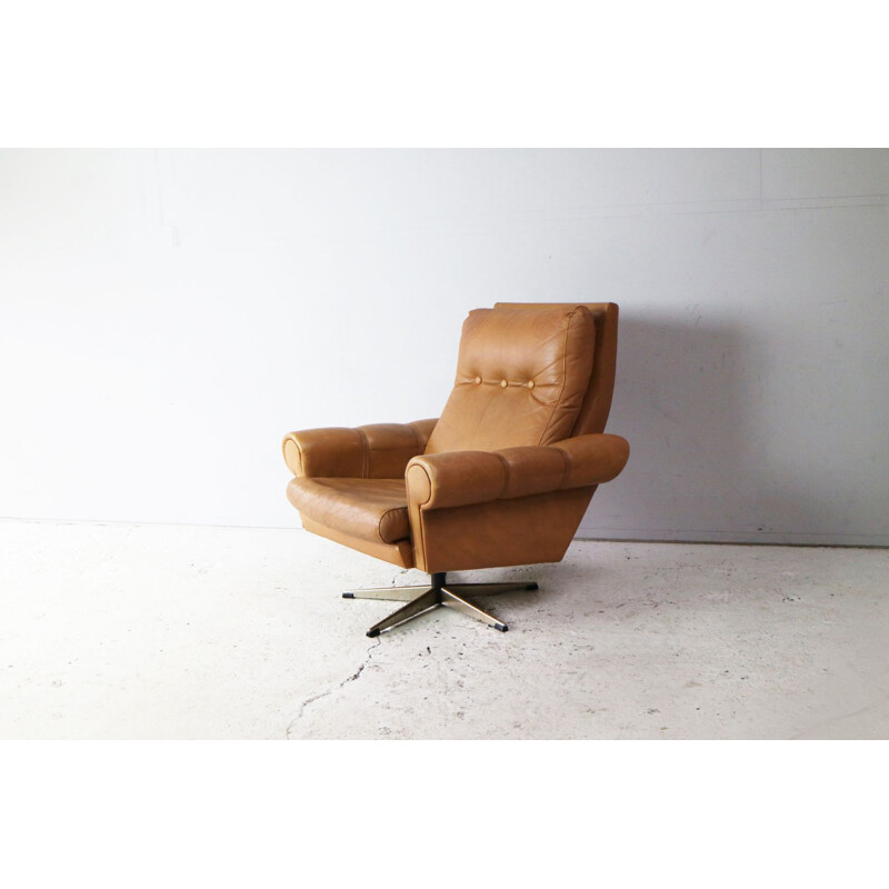 Fauteuil lounge pivotant Vintage cuir, danois années 1960  