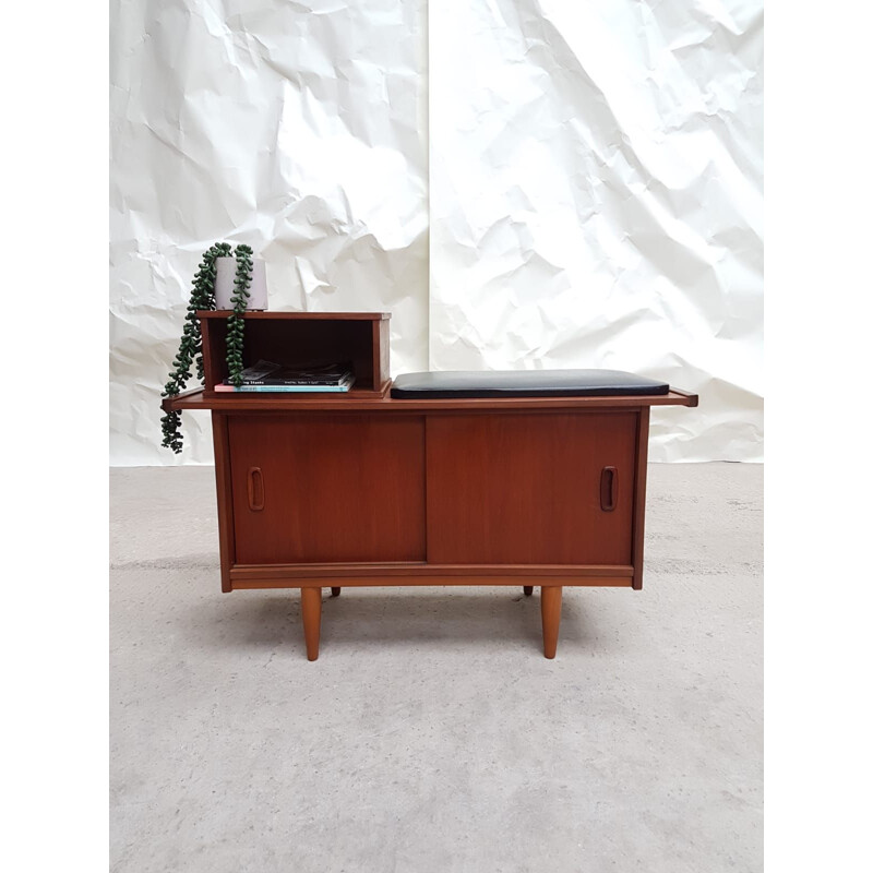 Buffet vintage en teck et vinyle, Danois, 1960s