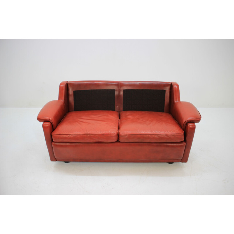 Vintage Two Seater Sofa In Red Leather, Danish 1960s