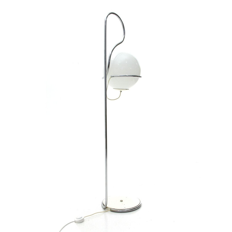 White Italian floor lamp in metal