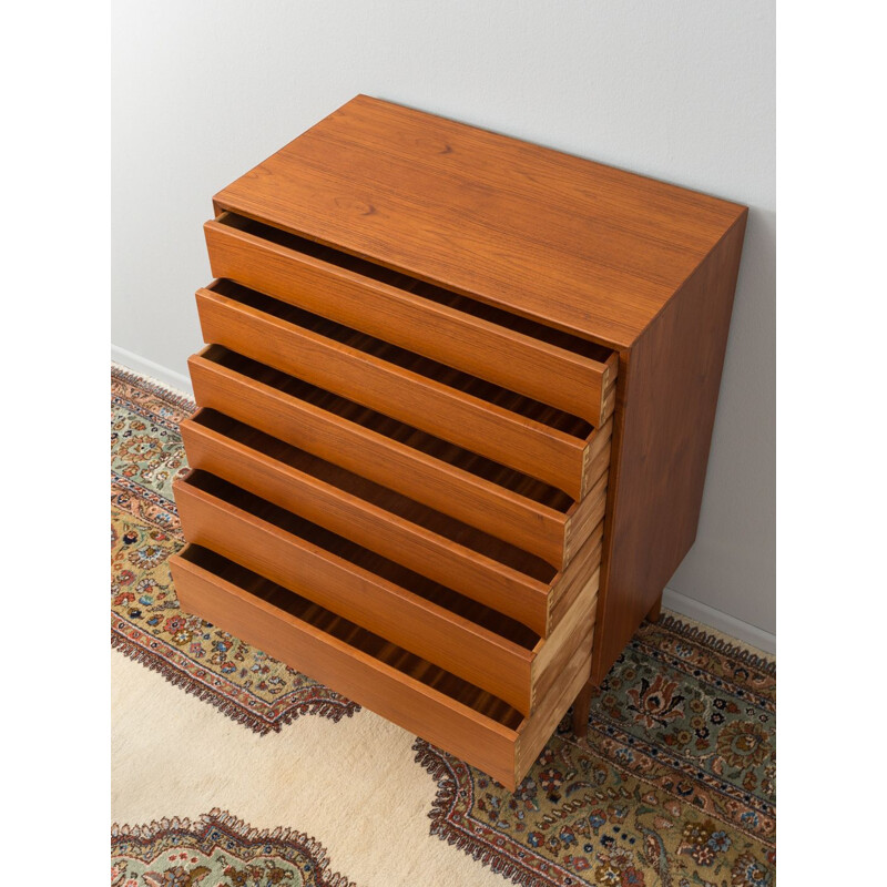 Scandinavian chest of 6 drawers in teak