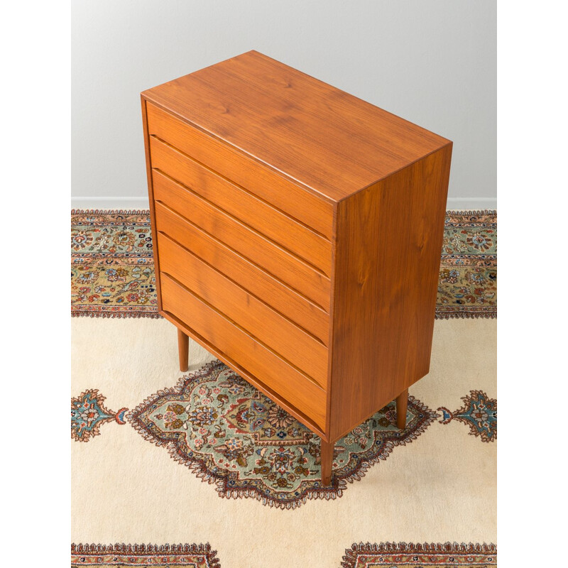 Scandinavian chest of 6 drawers in teak