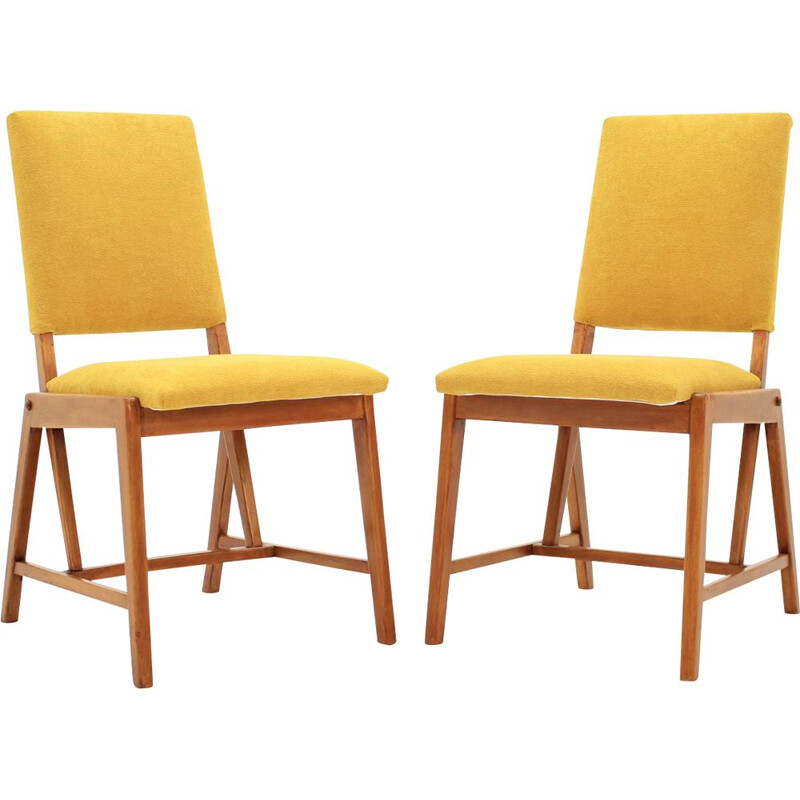 Pair of yellow chairs in beechwood by GHG