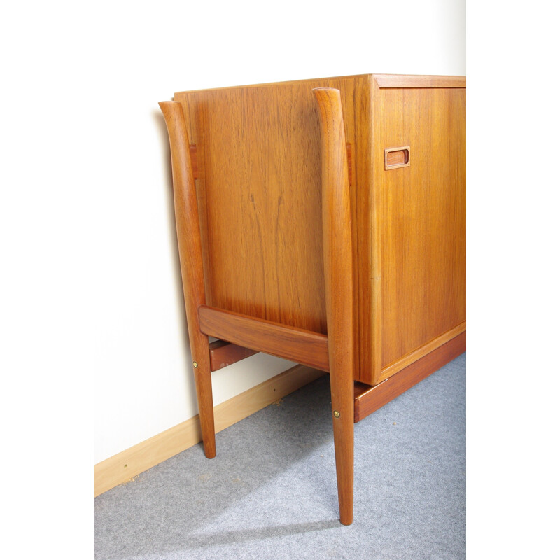 Scandinavian teak sideboard, Finn JUHL - 1960s