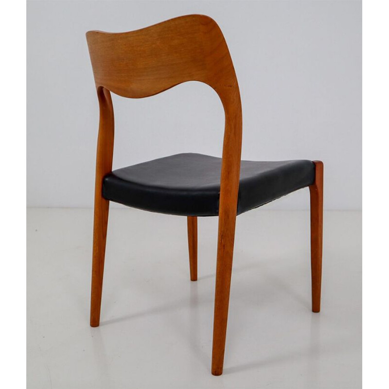 Set of 6 black chairs by Niels O. Møller, model 71