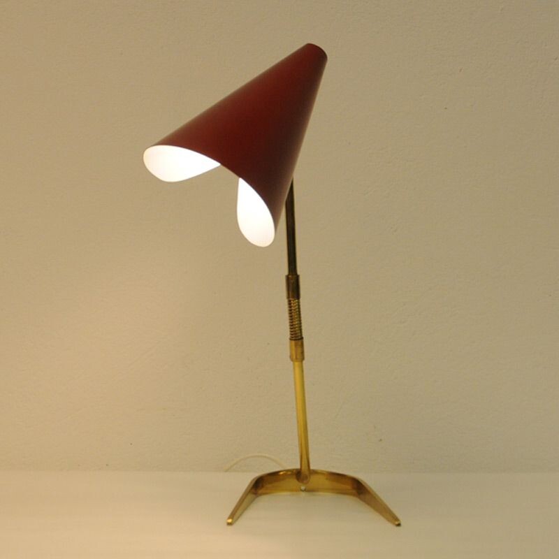 Vintage Scandinavian red table lamp in brass and metal  from the 50s