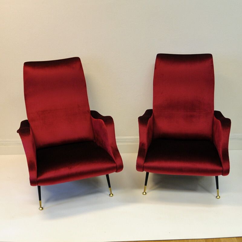 2 vintage Italien Red Velvet armchairs,from the 60s