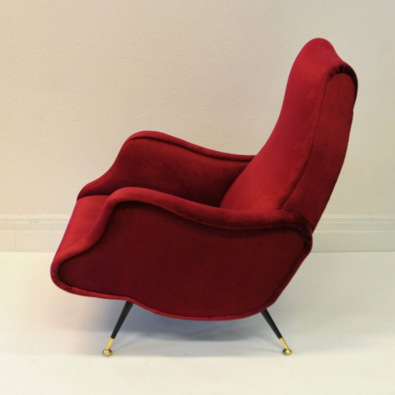 2 vintage Italien Red Velvet armchairs,from the 60s