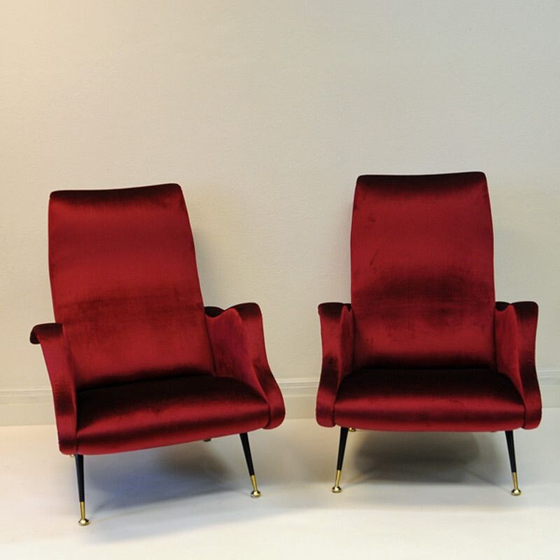 2 vintage Italien Red Velvet armchairs,from the 60s