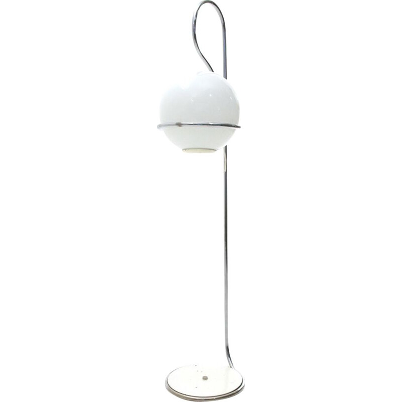 White Italian floor lamp in metal