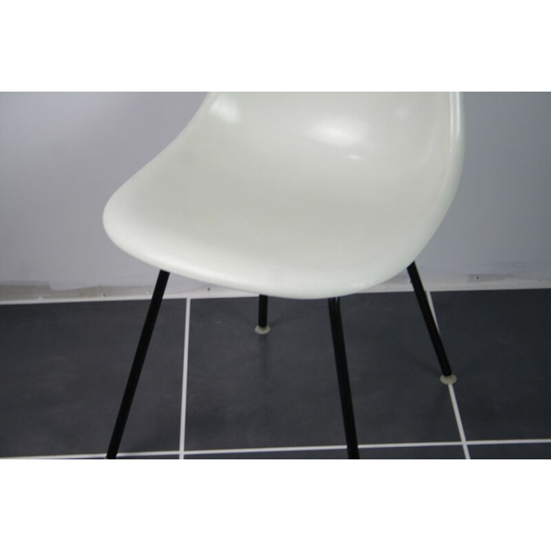 Vintage chair DSX fiber white Eames Herman Miller