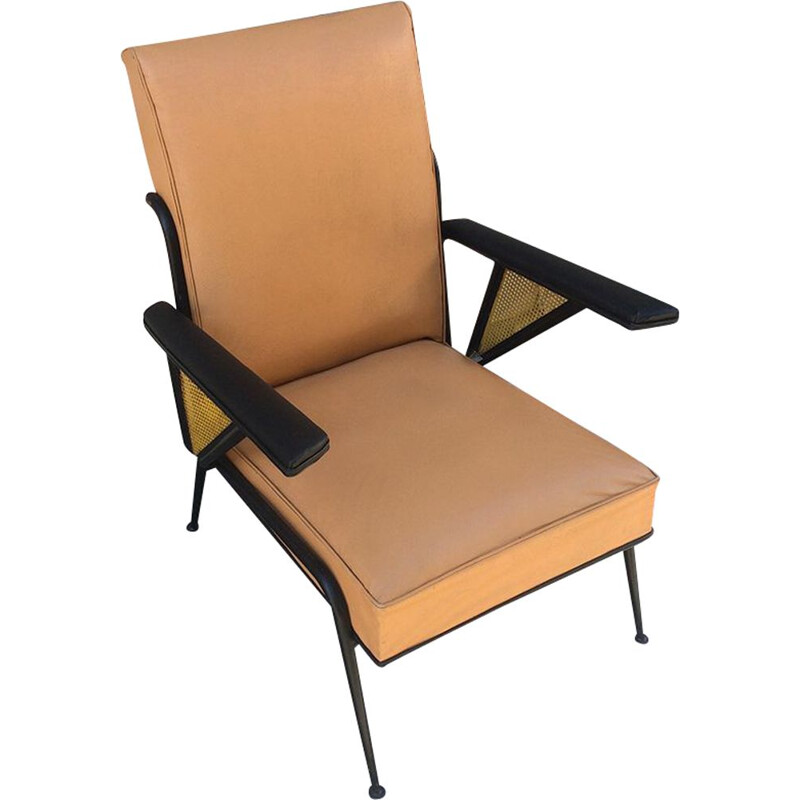 Beige armchair in leatherette and metal