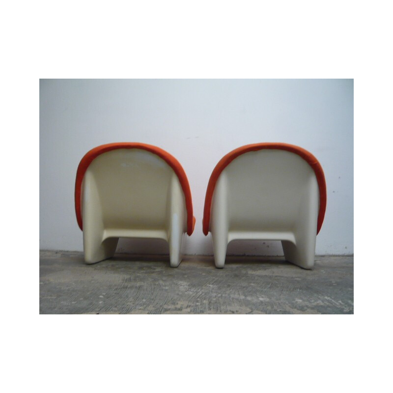 Paar plastic en oranje stoffen fauteuils, Luigi COLANI - 1970