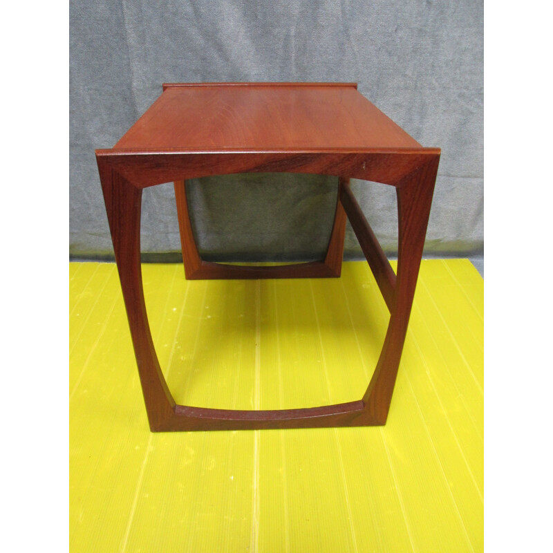 Vintage nesting tables in teak Quadrille by R. Bennett for G-Plan 1970s