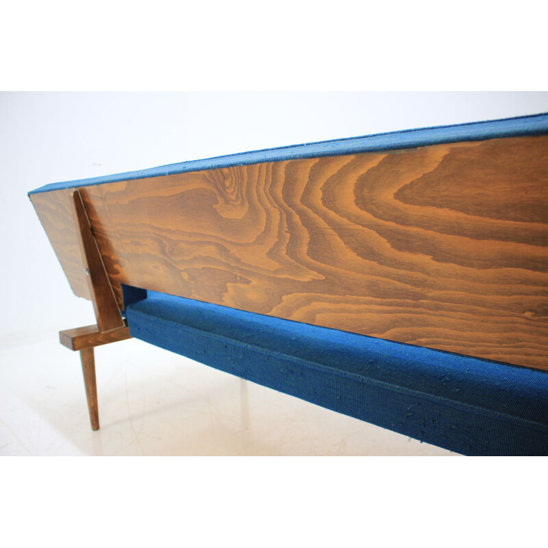 Vintage Sofa by Miroslav Navrátil, Czechoslovakia 1960s