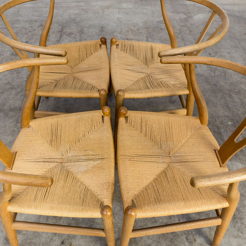 Set of 4 vintage chairs wishbone Hans Wegner CH24 for Carl Hansen & Son, 1960s 