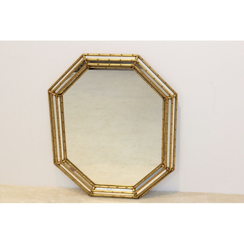 Elegant Giltwood Mid Century Octagon Mirror by Labarge, Italy