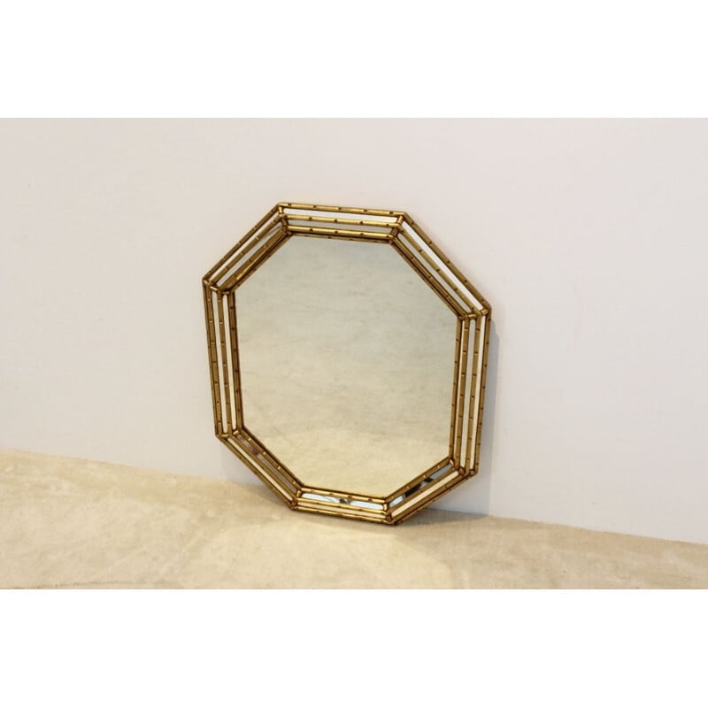 Elegant Giltwood Mid Century Octagon Mirror by Labarge, Italy