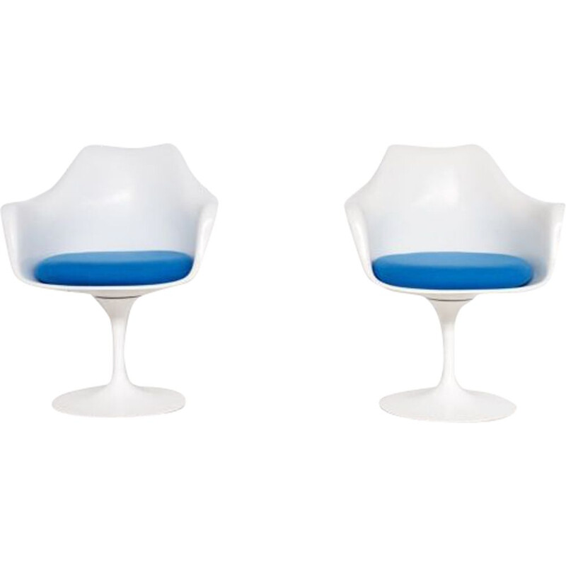 Vintage Pair of "Tulip" chairs by Eero Saarinen for Knoll,1970