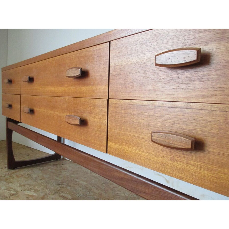 Vintage chest of drawers R.Bennett