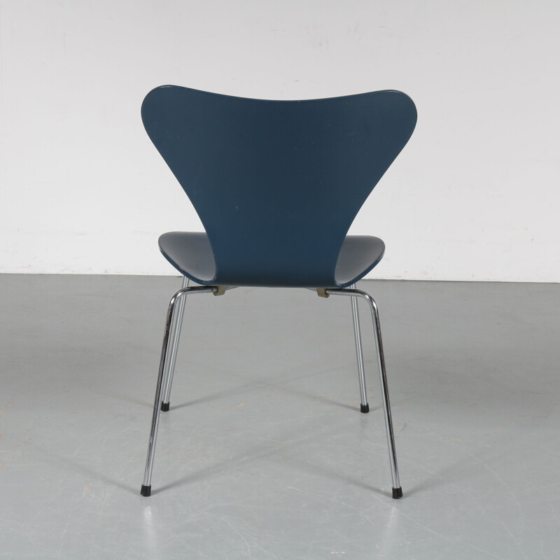 Vintage Butterfly blue chair for Fritz Hansen in plywood and metal 1970s