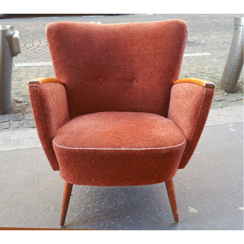 Vintage Duitse fauteuil in rood fluweel en hout 1950