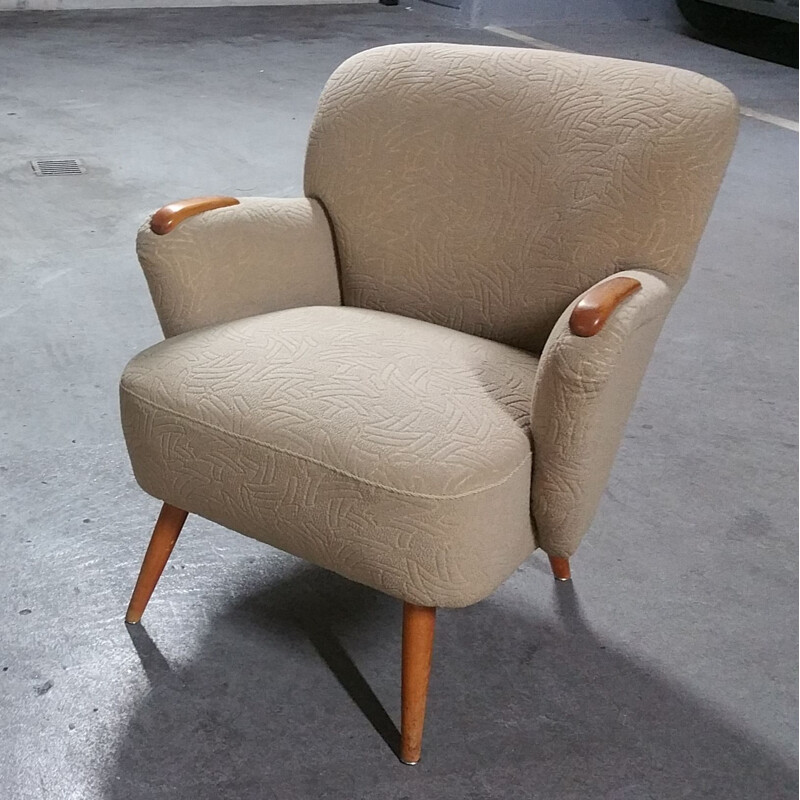 Pair of Danish armchairs in beige fabric