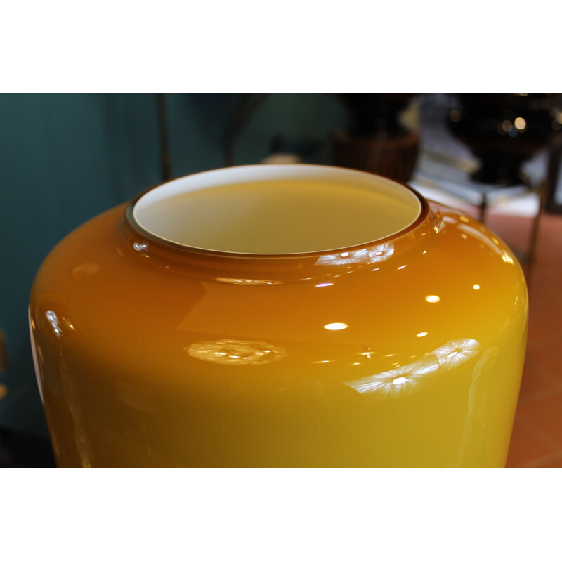 Vase italien vintage en verre de Murano jaune