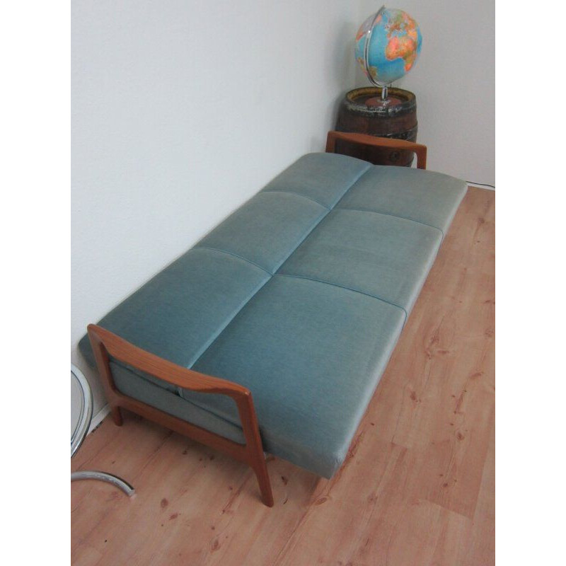 Divano letto vintage in teak e velluto blu