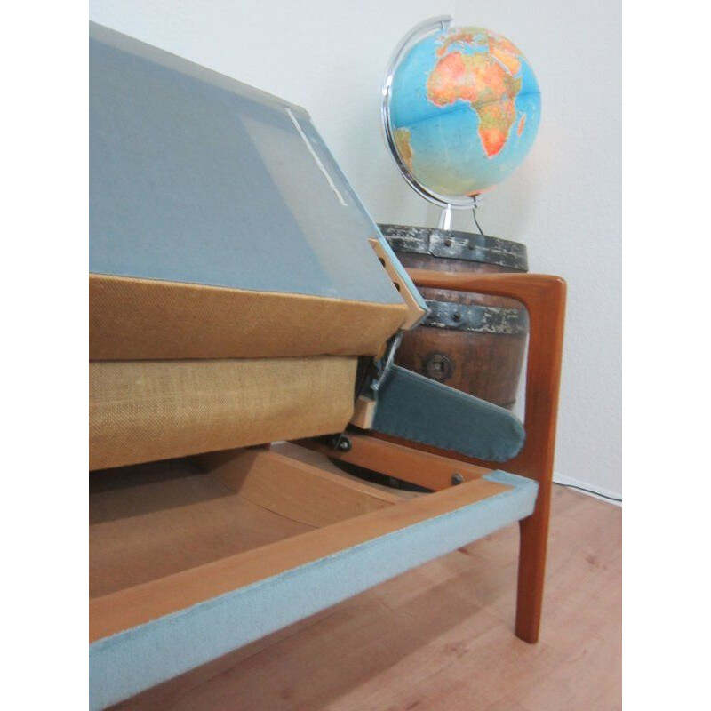 Vintage teak en blauw fluwelen slaapbank