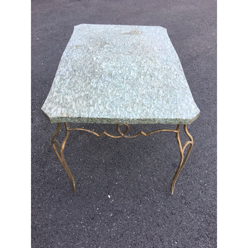 Tavolino vintage in metallo dorato e marmo di René Prou