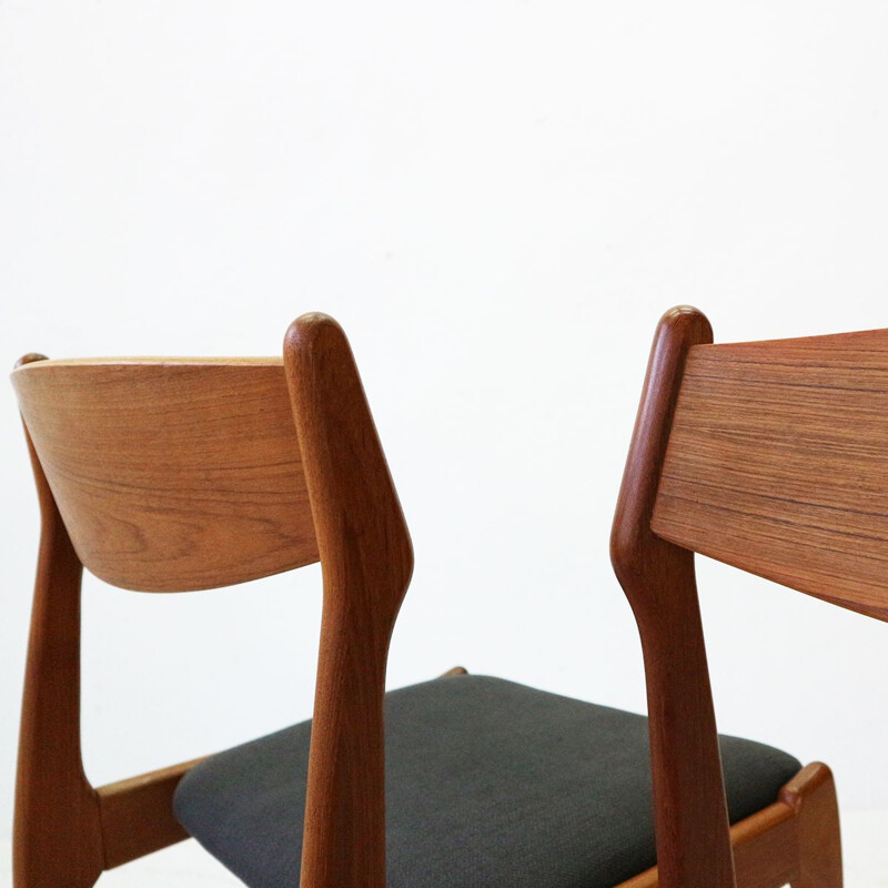 Set of 6 vintage chairs in teak and gray fabric 1960