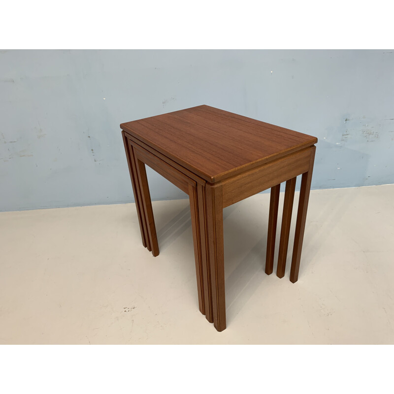 Vintage english nesting tables in teak 1960