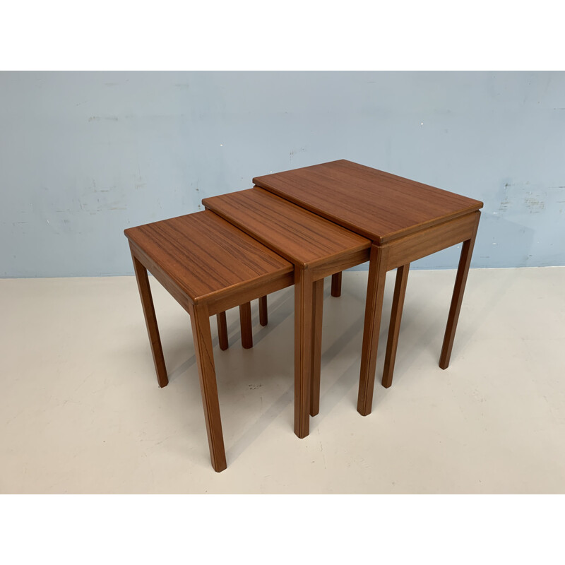 Vintage english nesting tables in teak 1960