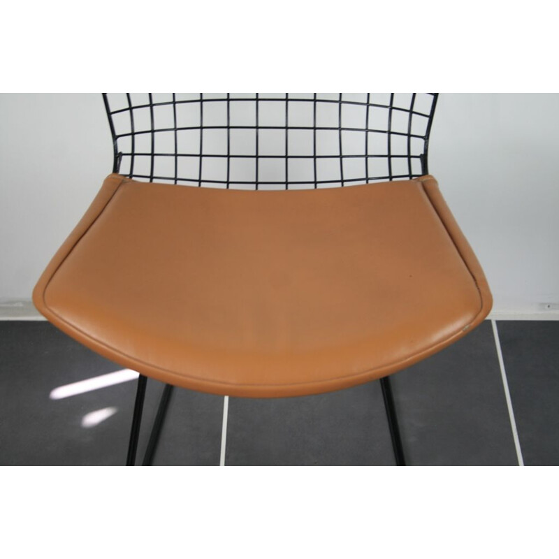 Vintage Bertoia chair for Knoll in black steel and leatherette 1950