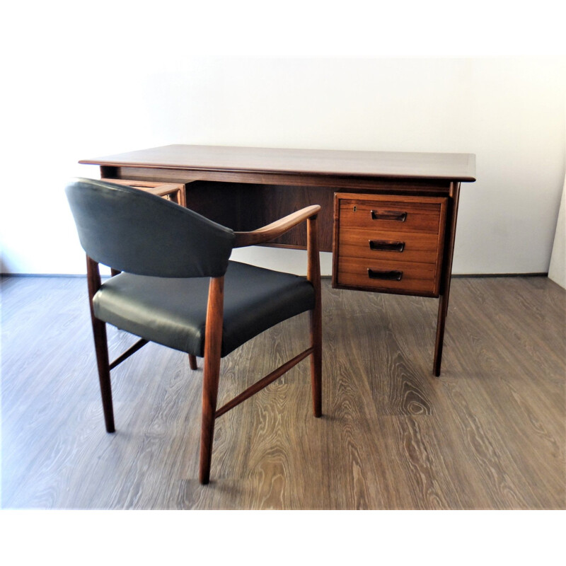 Armchair and desk in rosewood by Kurt Olsen, model 223