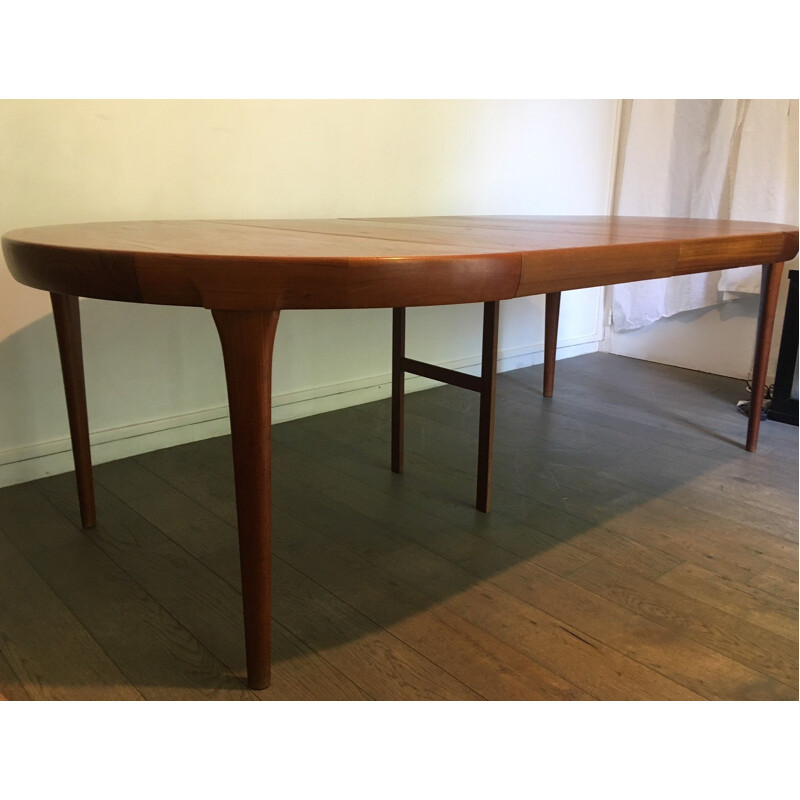 Vintage Table in rosewood by Ib Kofod Larsen for Faarup Møbelfabrik