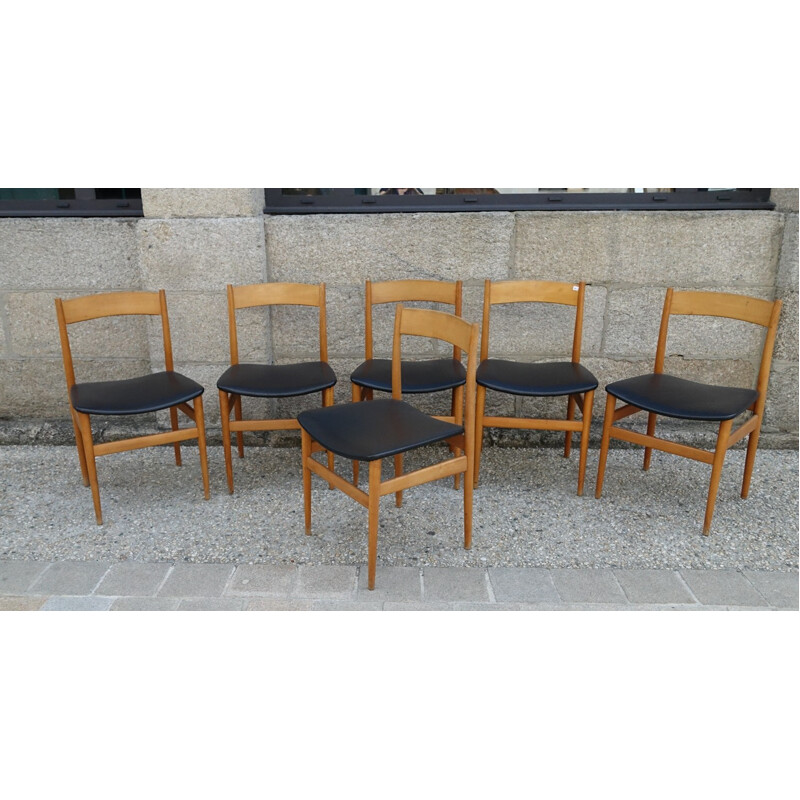 Suite de 6 chaises en bois et simili cuir noir - 1960