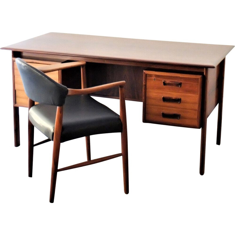 Armchair and desk in rosewood by Kurt Olsen, model 223