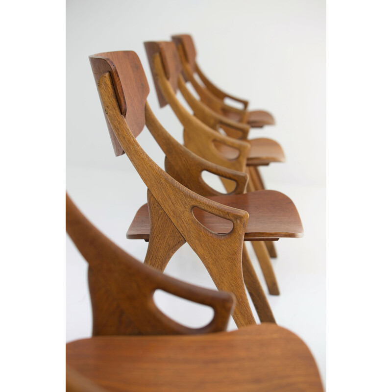 4 chaises à repas vintage en chêne par Arne Hovmand Olsen,1958 