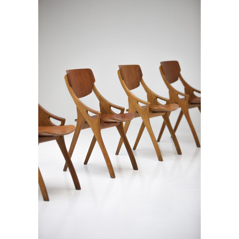 4 chaises à repas vintage en chêne par Arne Hovmand Olsen,1958 