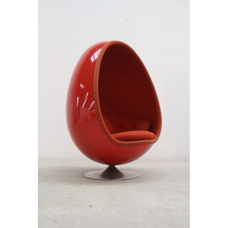 Fauteuil vintage rouge "Ovalia" par Thor Larsen 1968