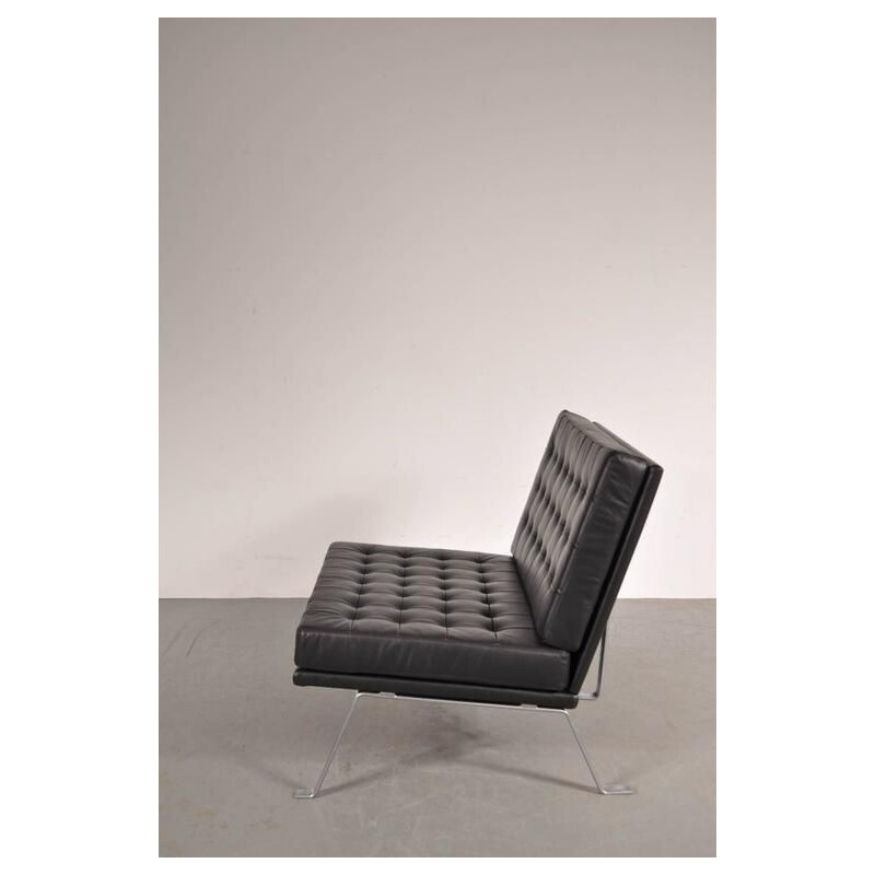 Vintage armchair for AP Polak in black leather and metal