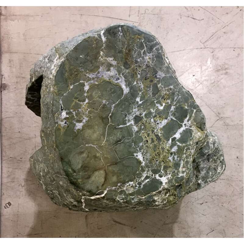 Vintage side table in green stone by Rooms 2018