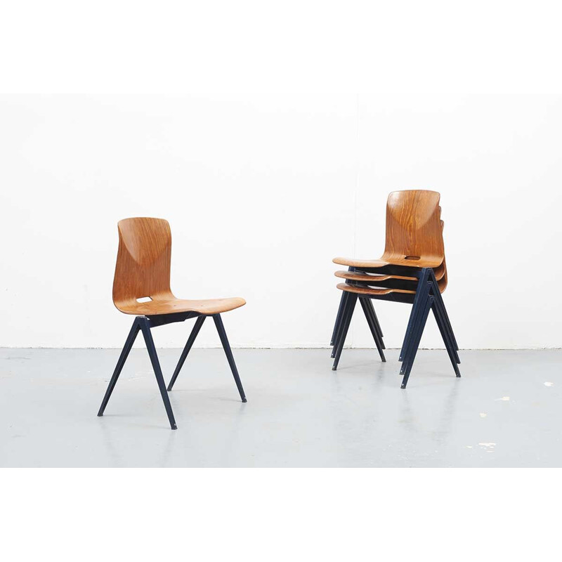 S22 chair in blue oak by Galvanitas