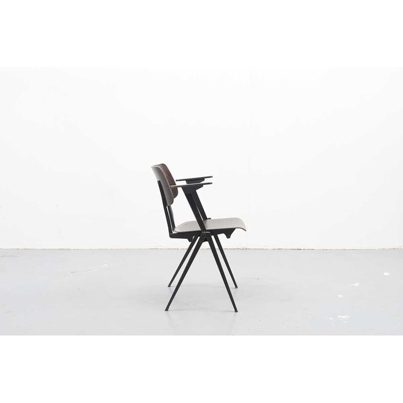 Vintage black dutch S16 chair in wood and metal