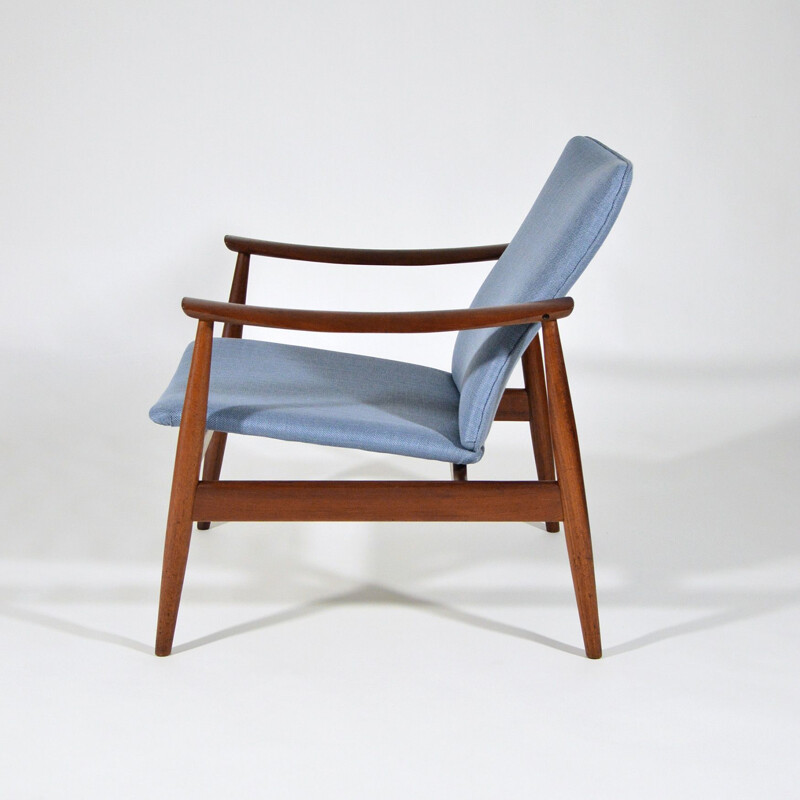 Vintage 137 armchair and 138 ottoman by Finn Juhl for France and Son in teak and blue cotton 1950