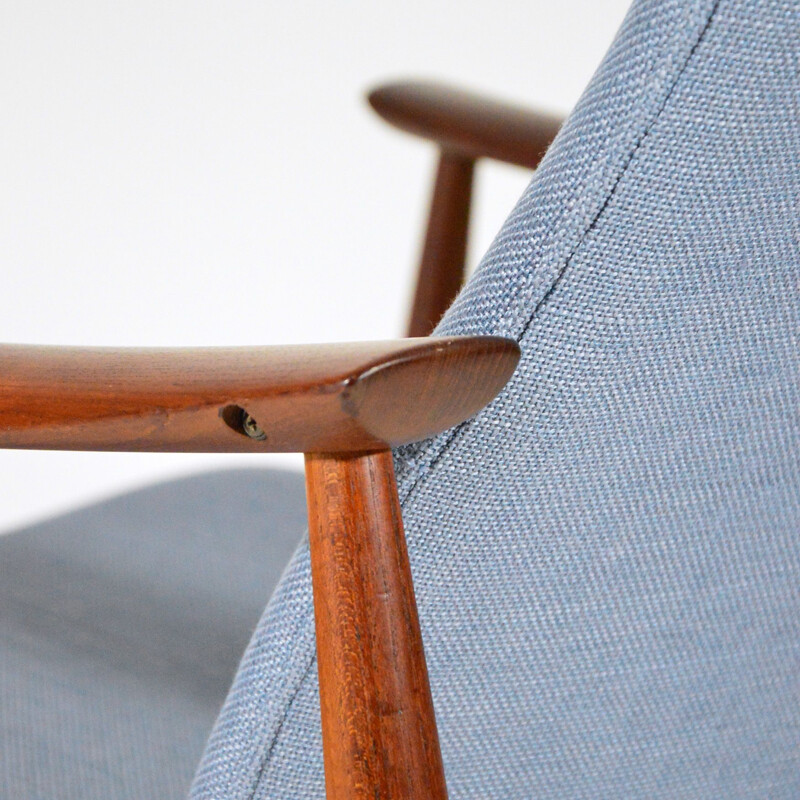 Vintage 137 armchair and 138 ottoman by Finn Juhl for France and Son in teak and blue cotton 1950