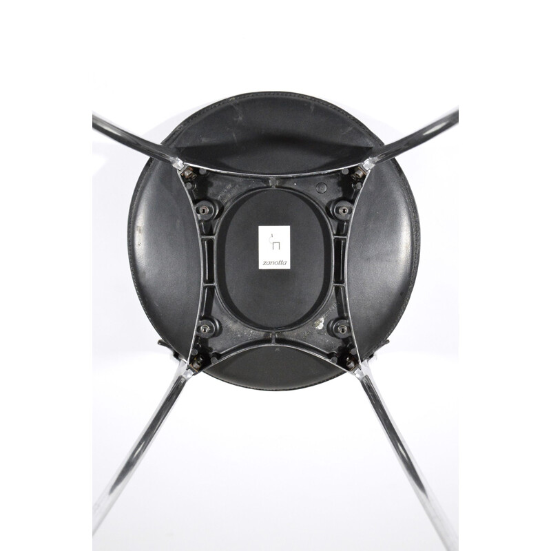 Chaise vintage Tonietta pour Zanotta en cuir noir et aluminium