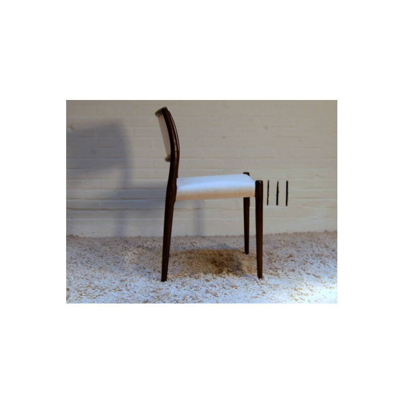 4 chaises à repas, Niels MOLLER - années 60
